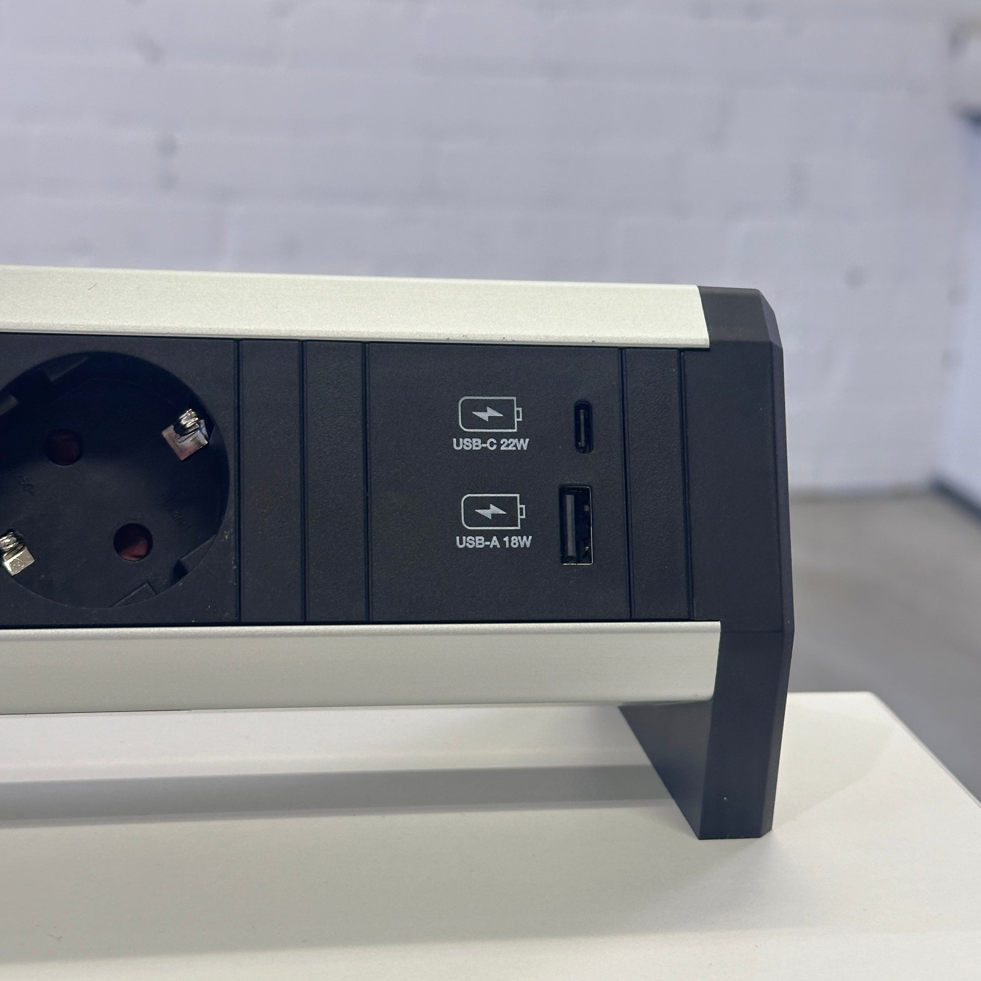 Steckdosenleiste Desk 1 inkl. 1,5m Kabel