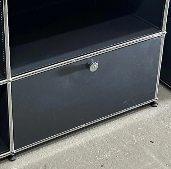 USM Haller Klappe anthrazit (abschließbar) inkl. Montage