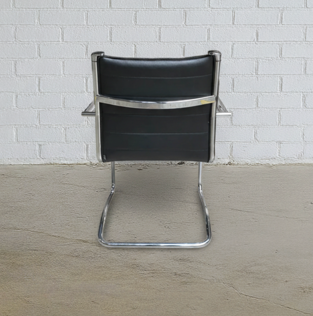 Sitland Freischwinger Leder/Chrom