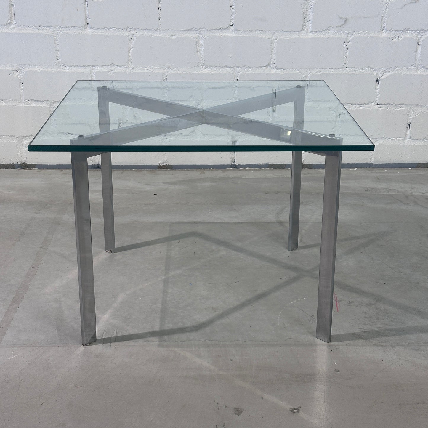 Knoll International Barcelona Couchtisch klein