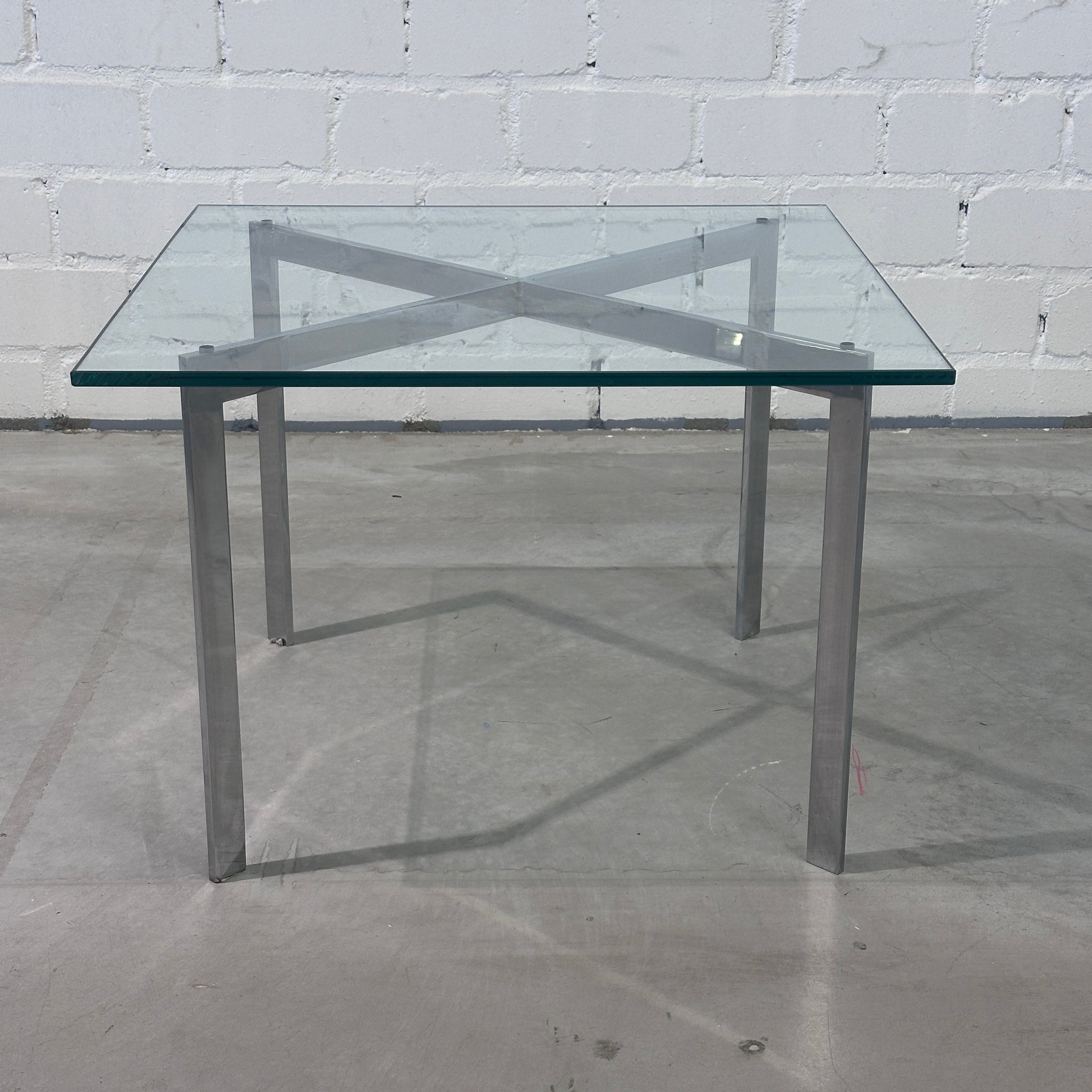 Knoll International Barcelona Couchtisch klein