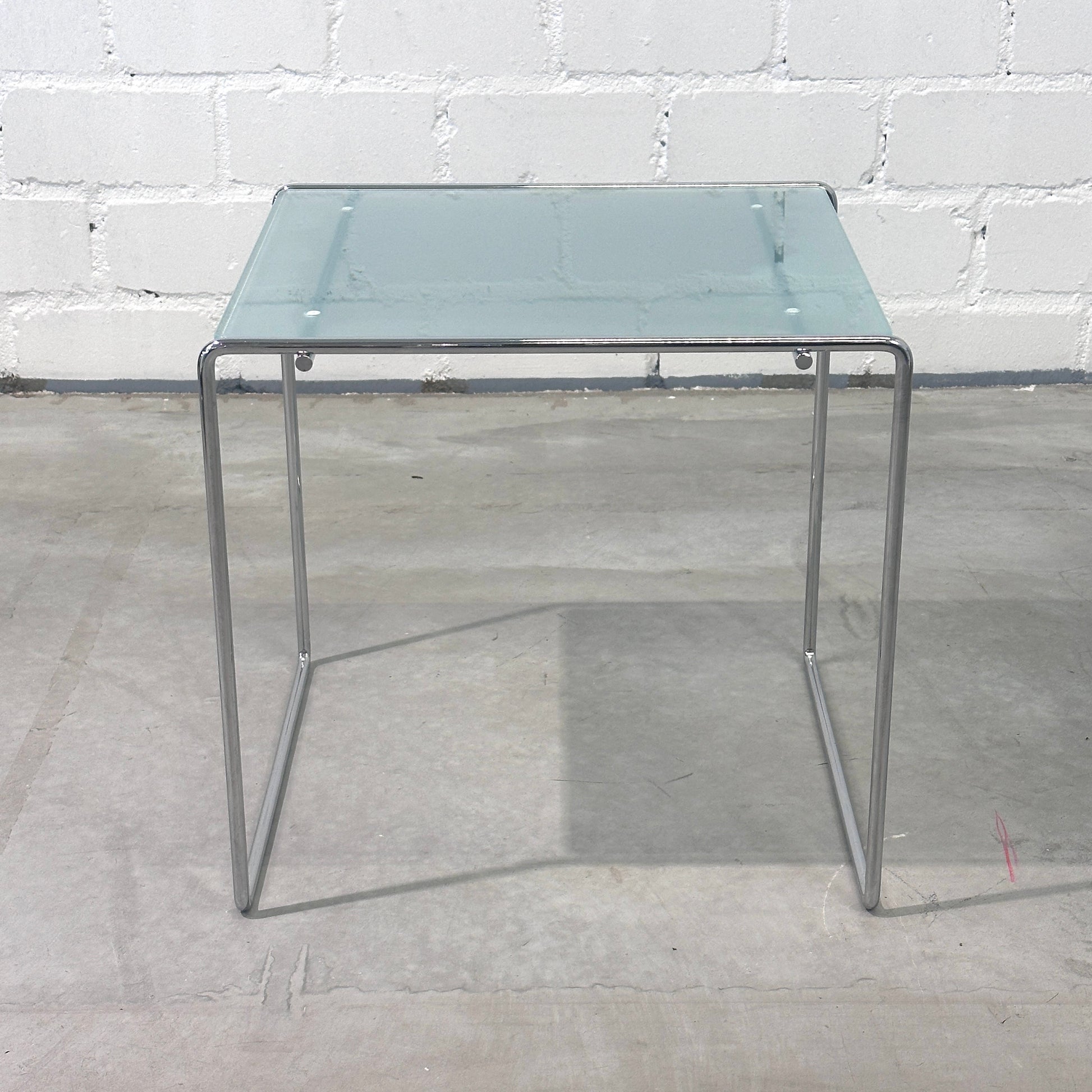 Cassina Marcel T Beistelltisch Glas