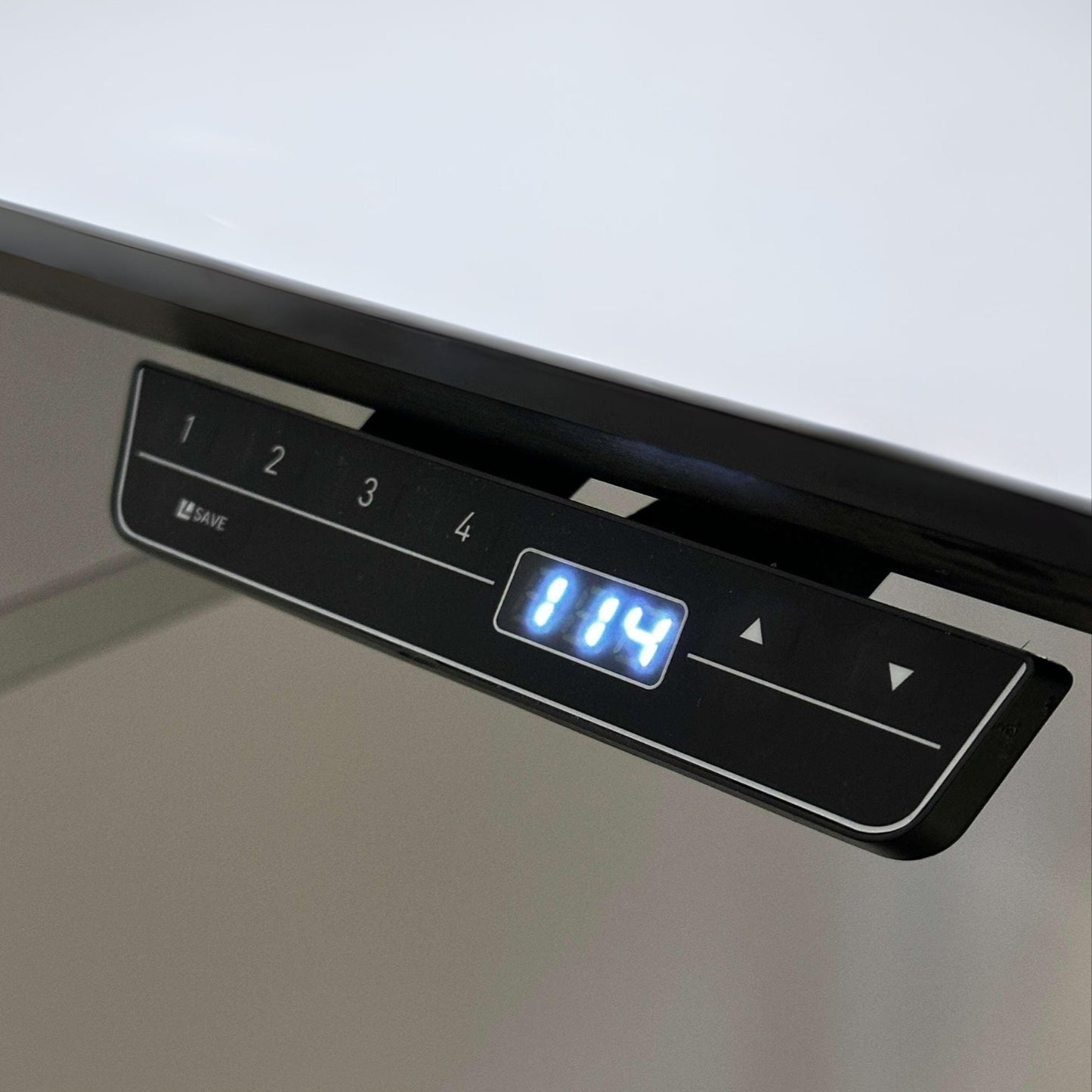 USM Kitos E3 Schreibtisch 175x75cm (elektr. höhenverstellbar)