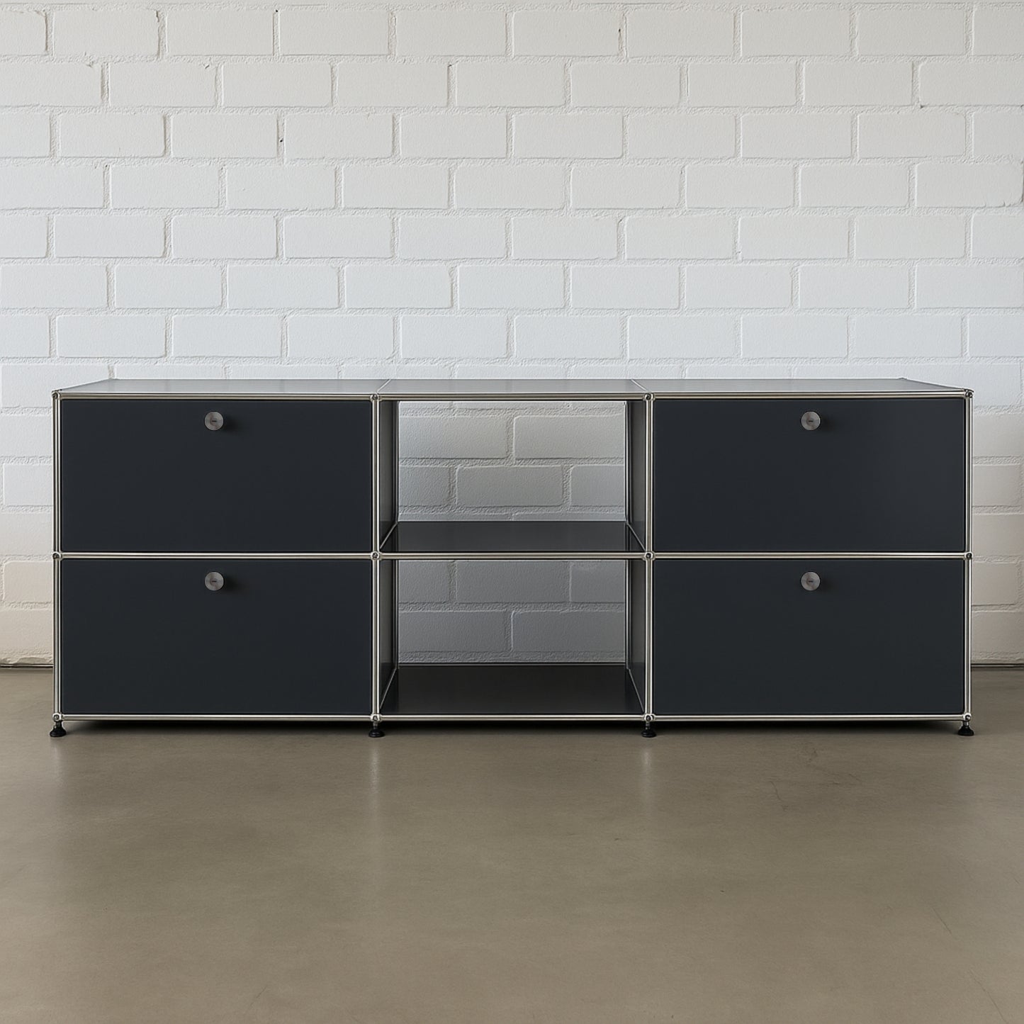 USM Haller Sideboard 3x2 anthrazitgrau 4 Klappen