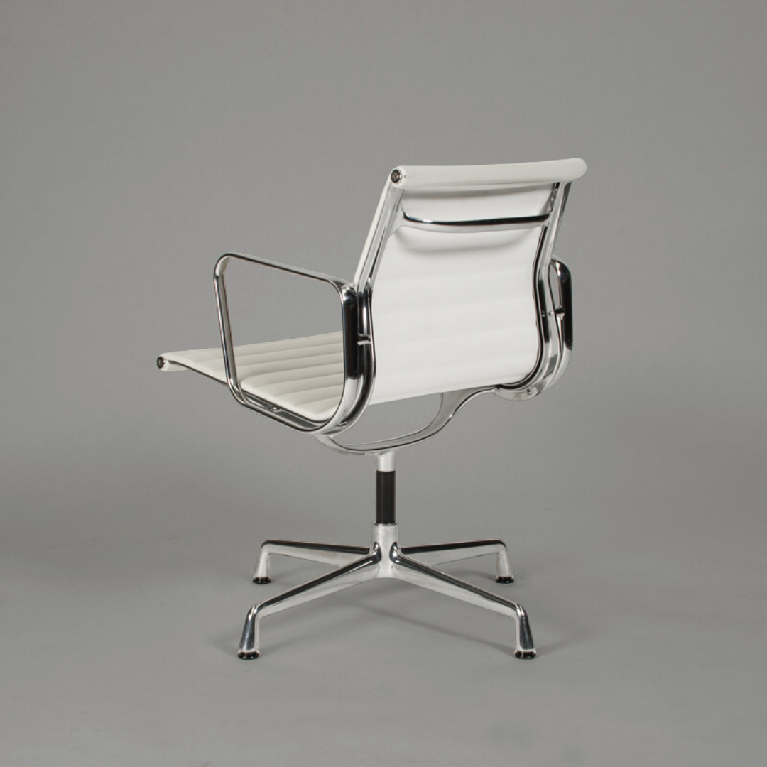 Vitra EA 108 Leder weiß