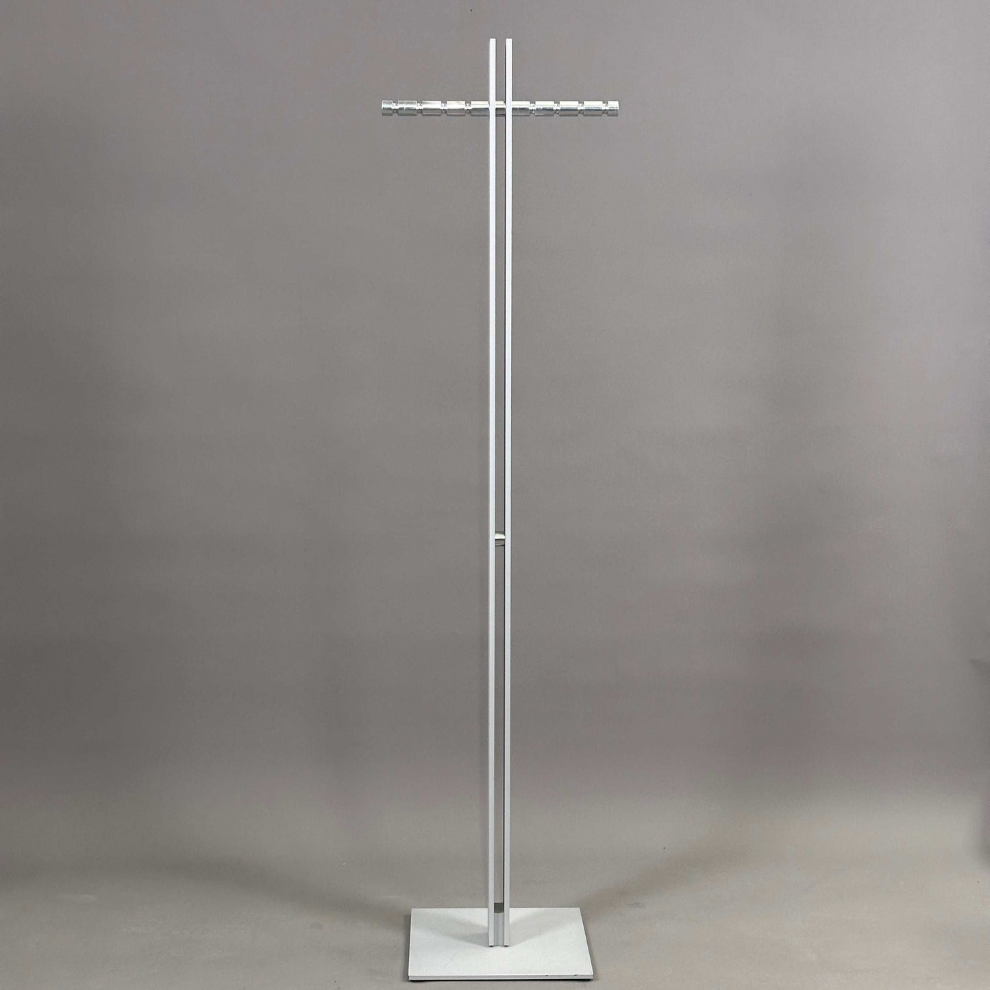 Garderobenständer Cascando Standfree silver gray coat rack with slim design and multiple hooks