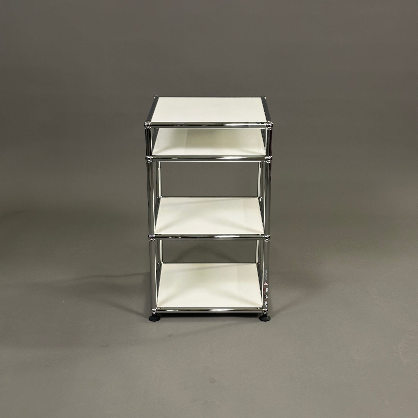 USM Haller 1x3 Beistelltisch weiß