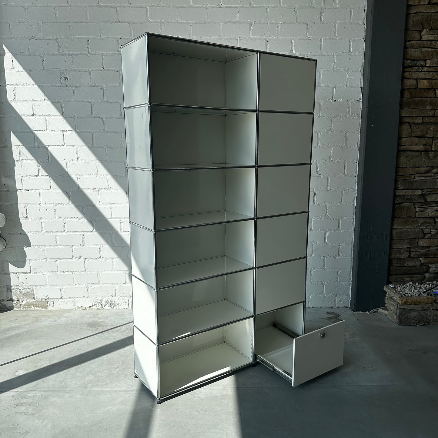 USM Haller Garderobe / Regal weiß 2x6