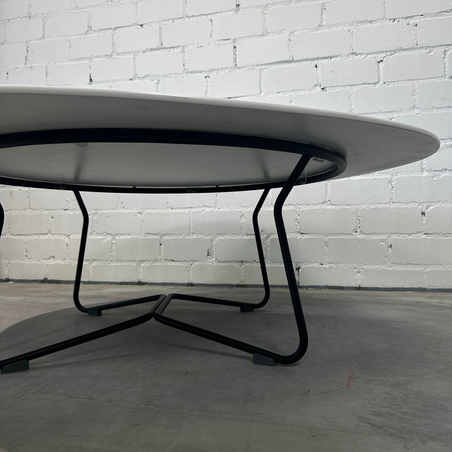 Alias Salon-Couchtisch rund