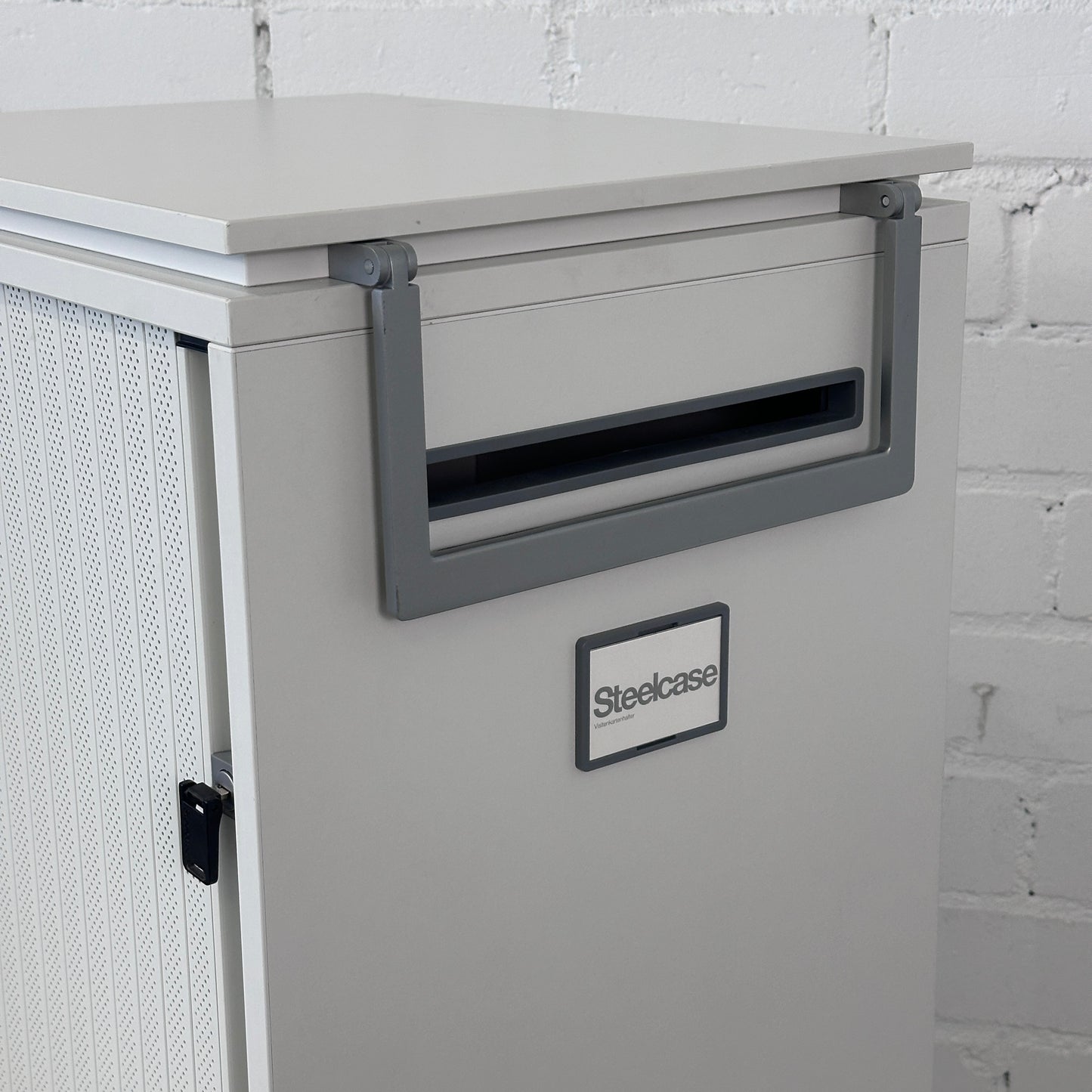 Steelcase Aktencaddy / Rollschrank Moby weiß