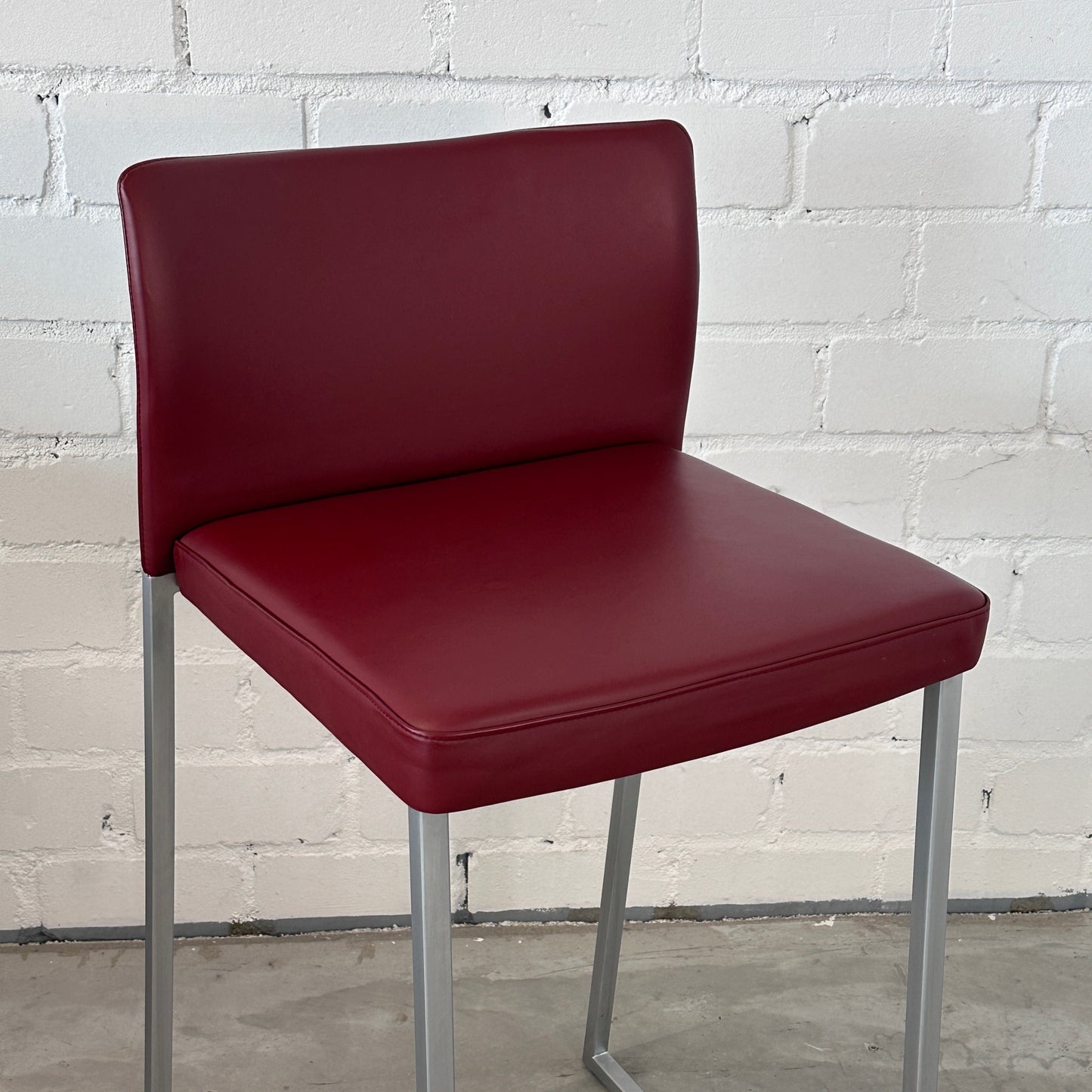 Tonon Barhocker Leder weinrot