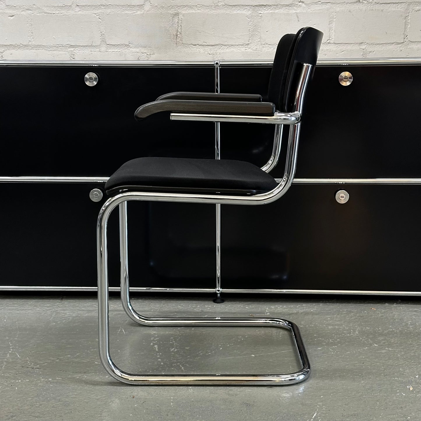 Thonet S64