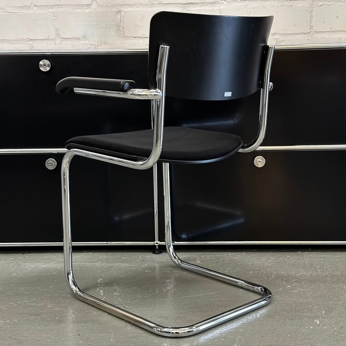 Thonet S64