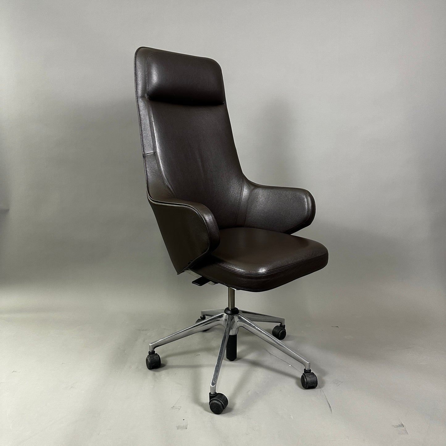 Vitra Grand Executive Highback Leder braun