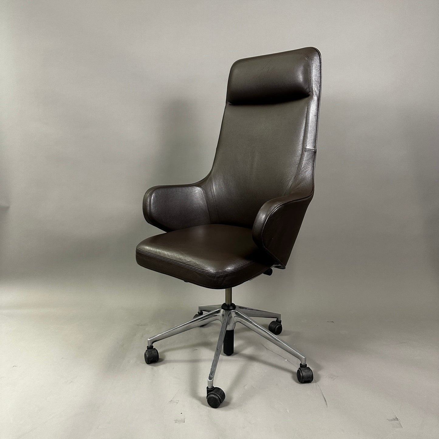 Vitra Grand Executive Highback Leder braun