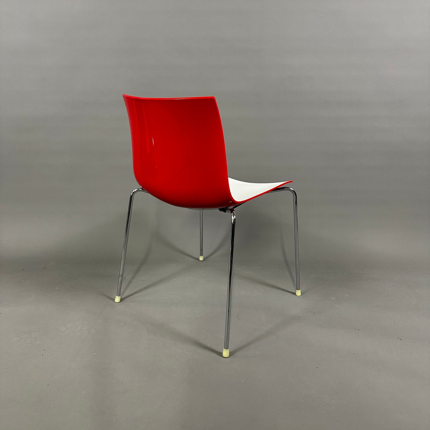 Arper Catifa 46 weiß/rot