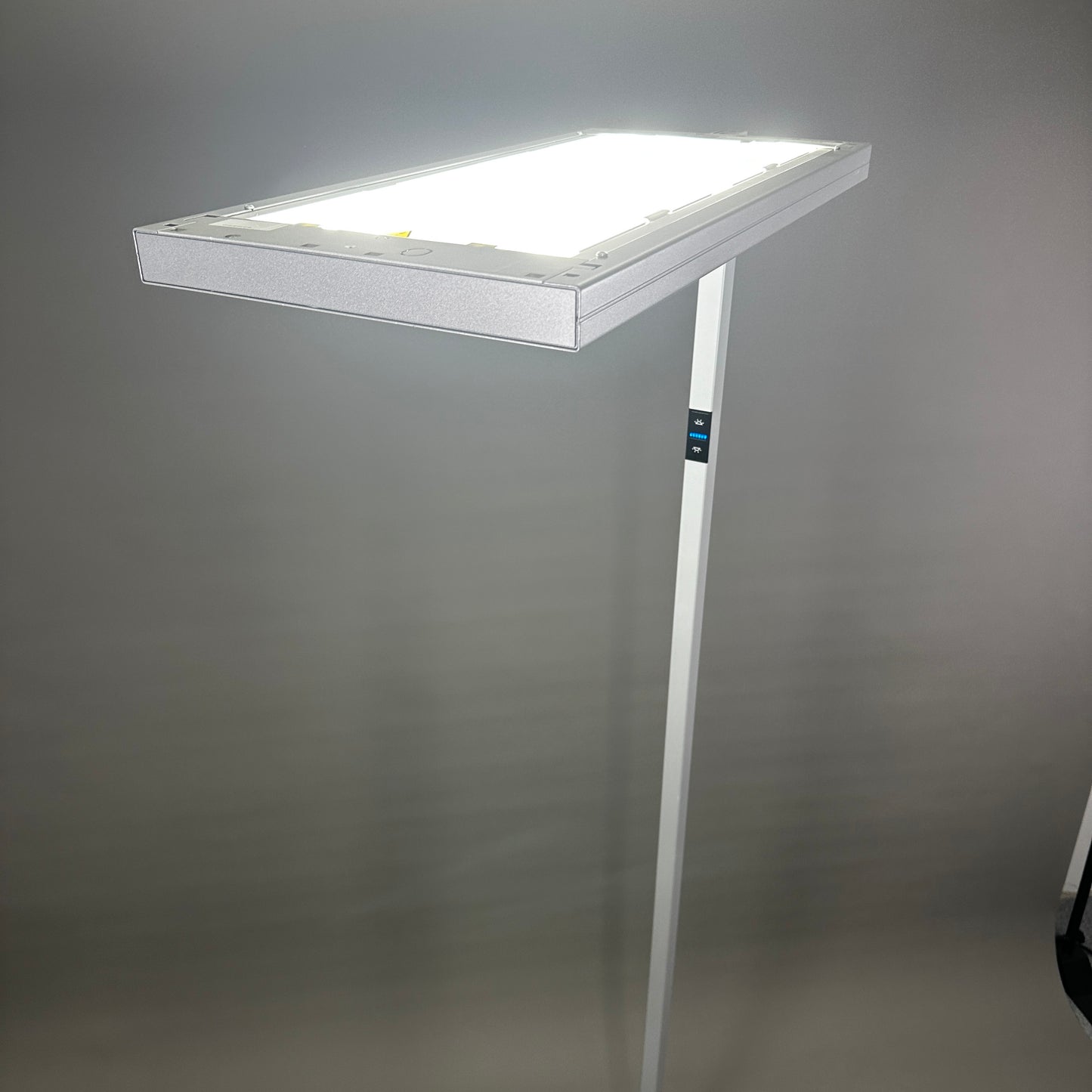 Waldmann Lavigo LED Stehlampe