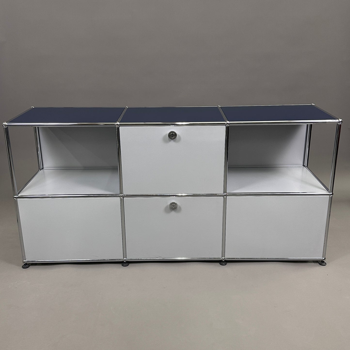 USM Haller Sideboard 3x2 mit 2 Klappen und 2 Registern