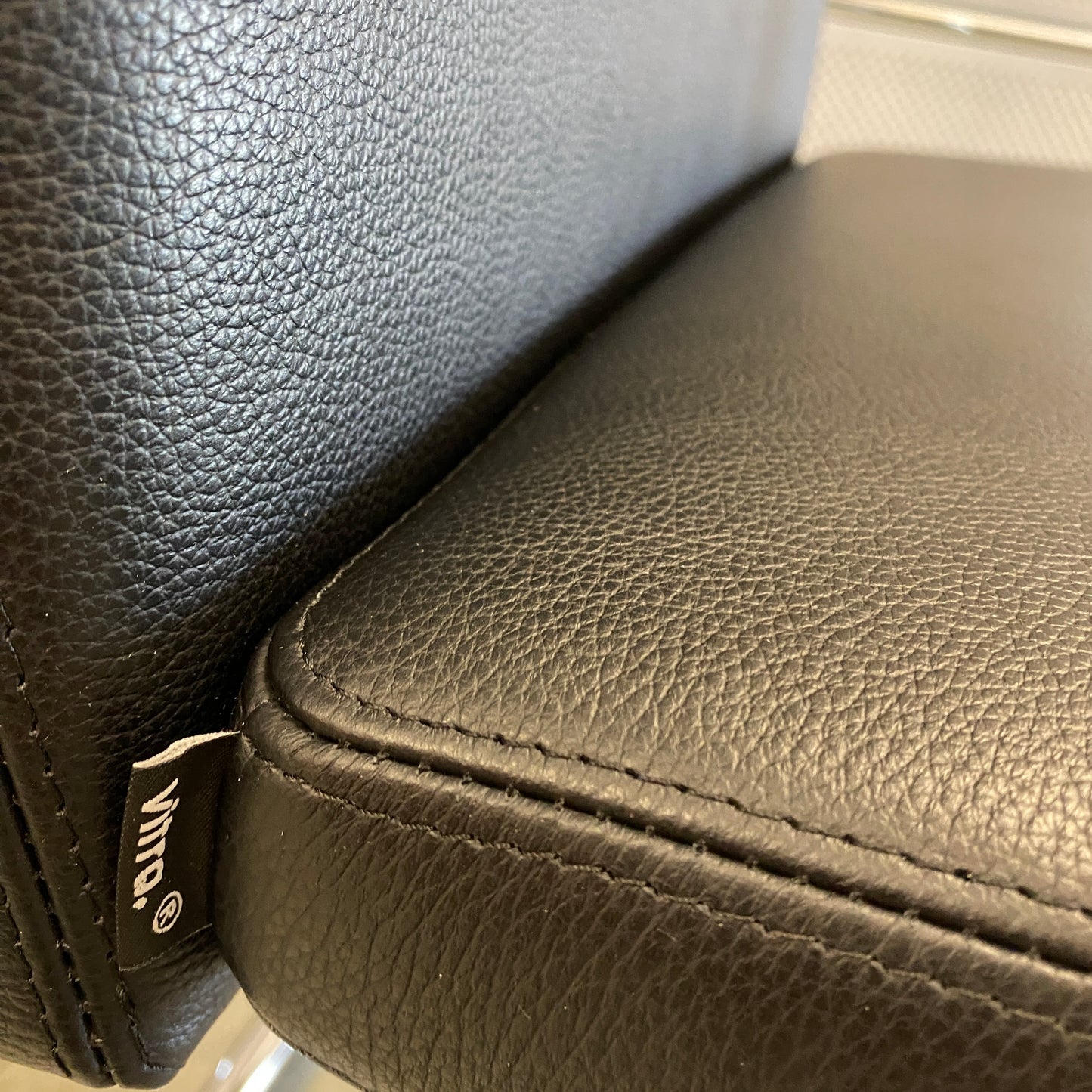 Vitra Visasoft Leder schwarz