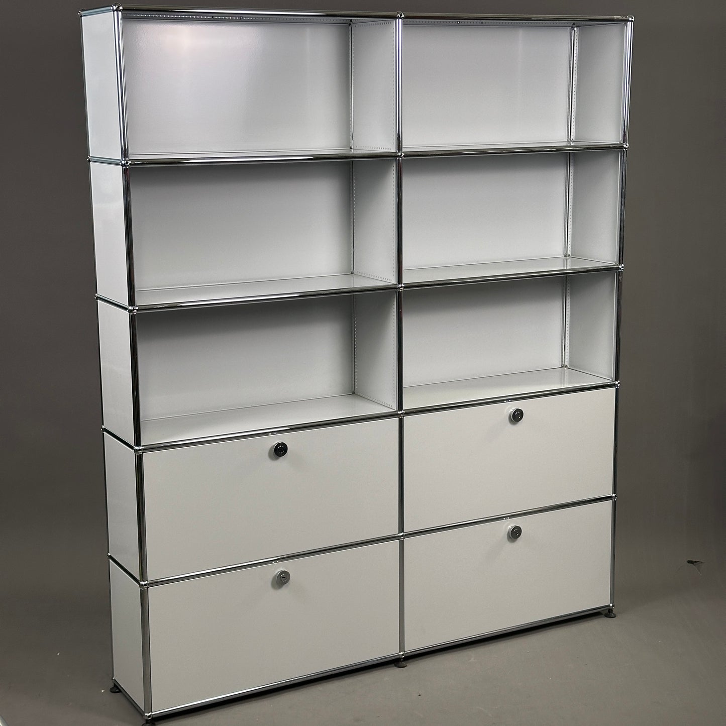 USM Haller Highboard 2x5 lichtgrau 4 Klappen