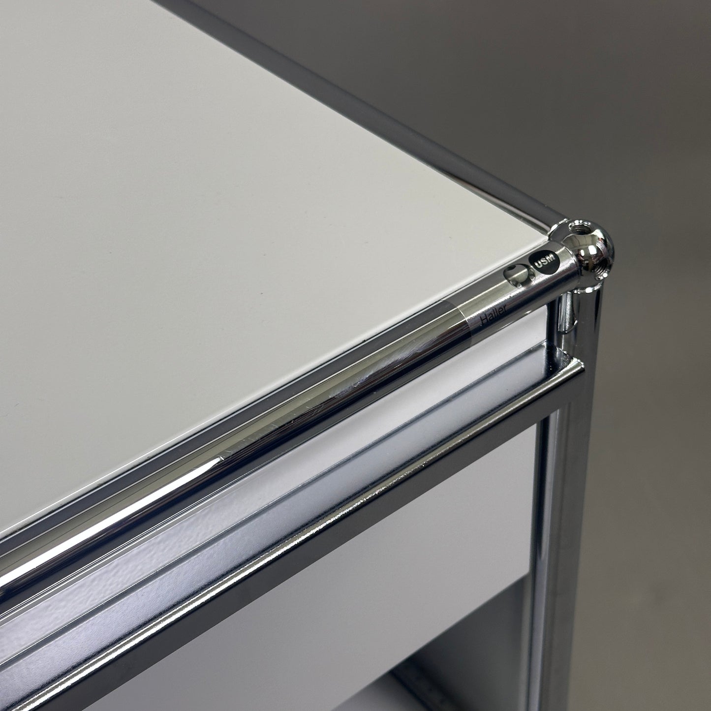 USM Haller Sideboard 1x2 lichtgrau
