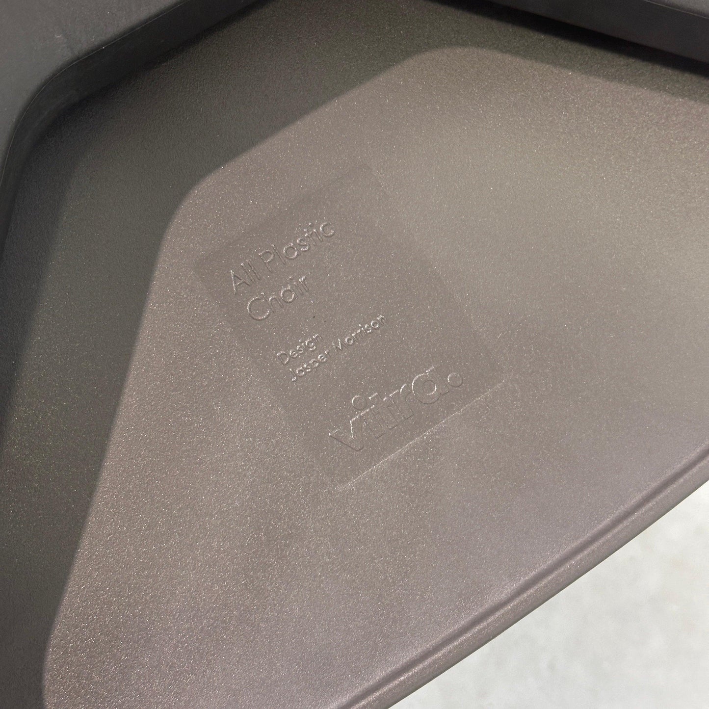 Vitra APC All Plastic Chair graphitgrau