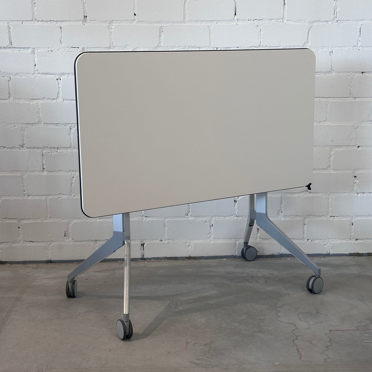 Haworth Klapptisch/Besprechungstisch Planes 120x65x74cm