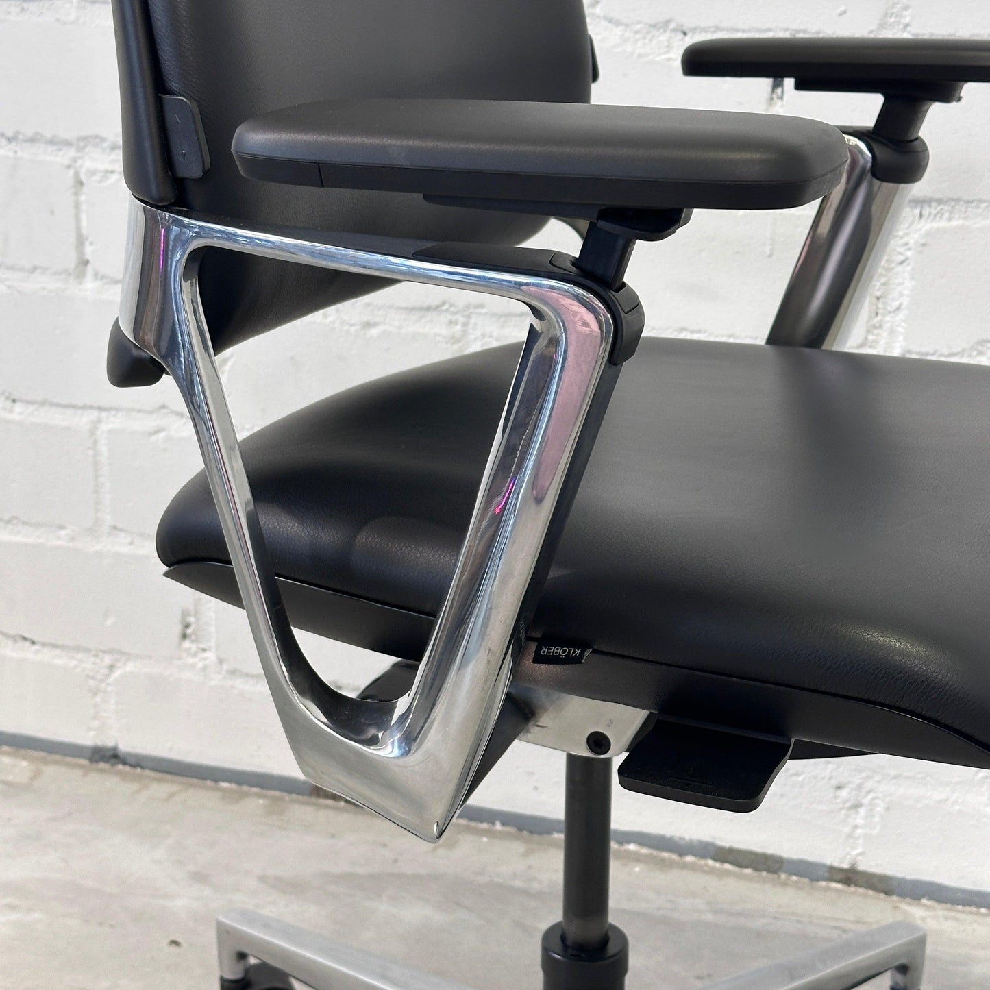 Klöber Connex2 CNX90 Leder schwarz