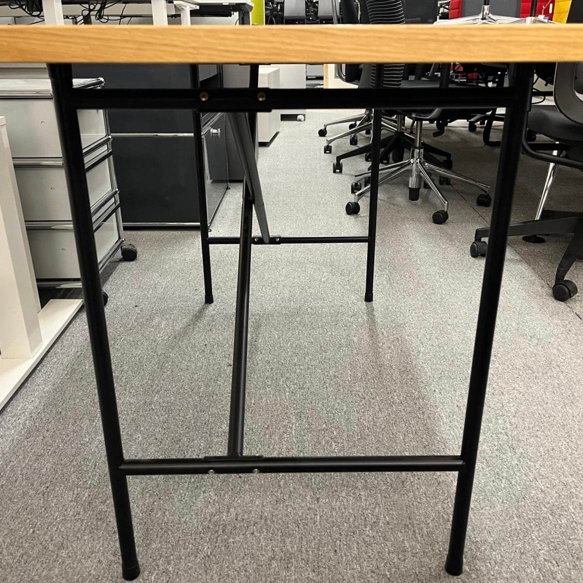 Lampert Eiermann desk with black metal frame and oak veneer tabletop 140x70cm