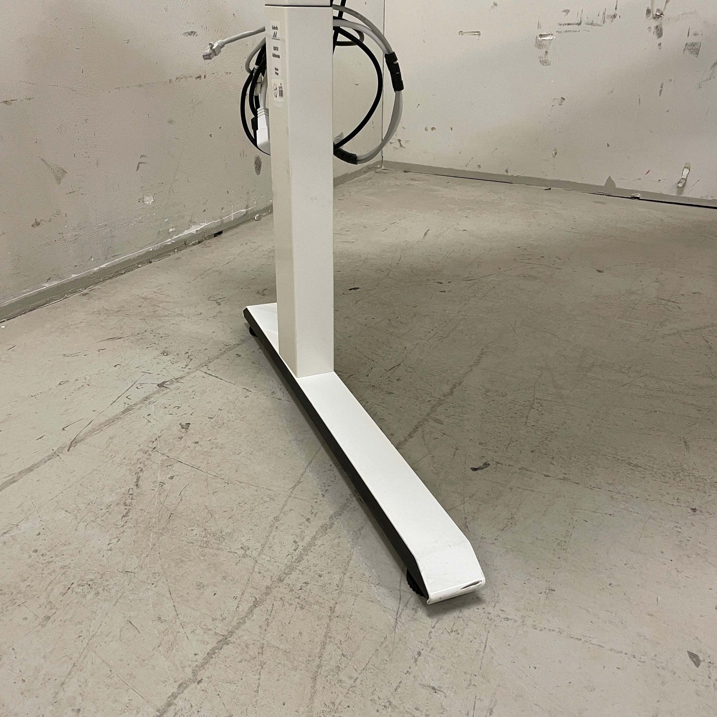 Sedus Temptation Speed elektrisch höhenverstellbarer Schreibtisch weiß 160x80 cm mit schnellem Motor und integriertem Kabelmanagement