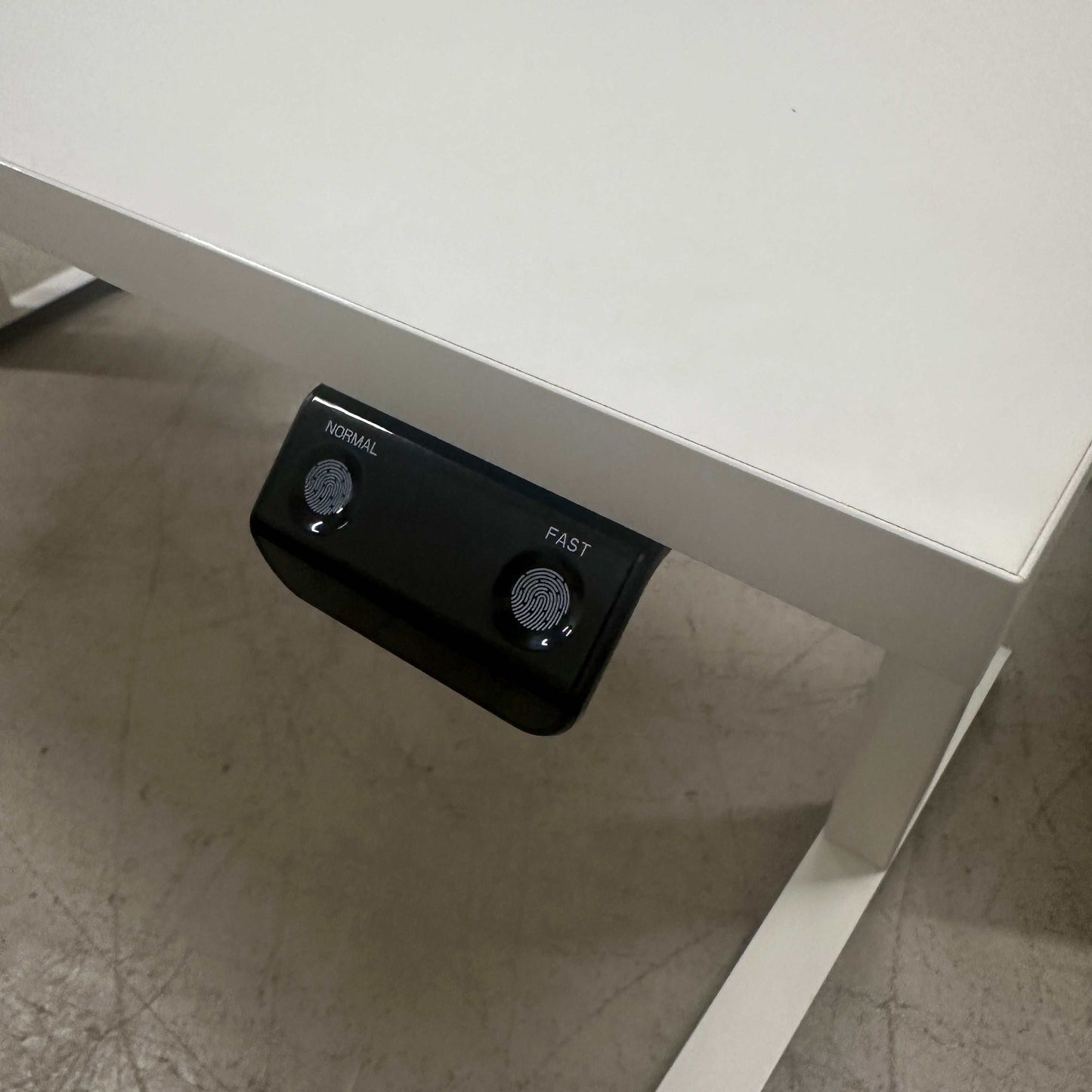 Sedus Temptation Speed elektrischer weißer höhenverstellbarer Schreibtisch 160x80 cm mit Schnellverstellung und USB-Anschlüssen