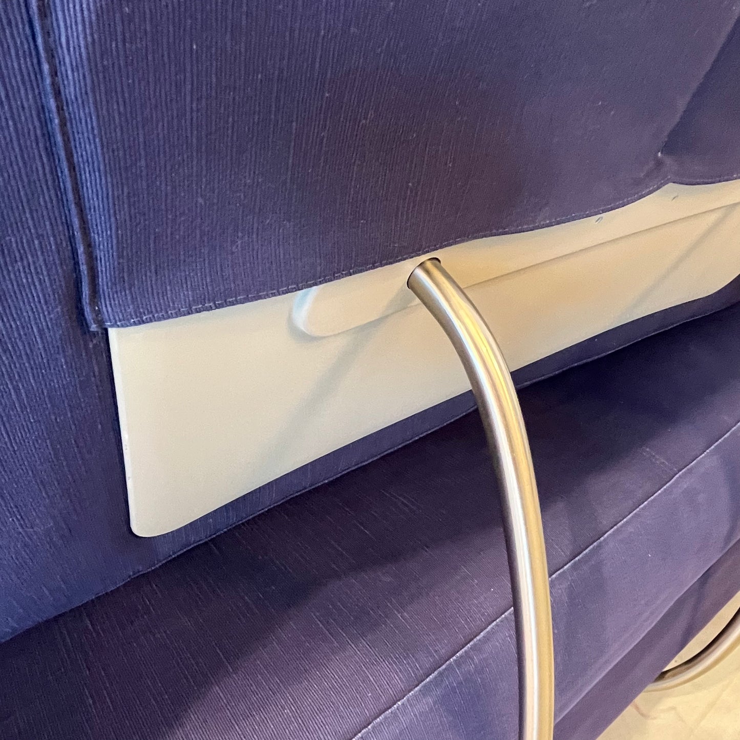 Zanotta Sofa Europa dunkelblau