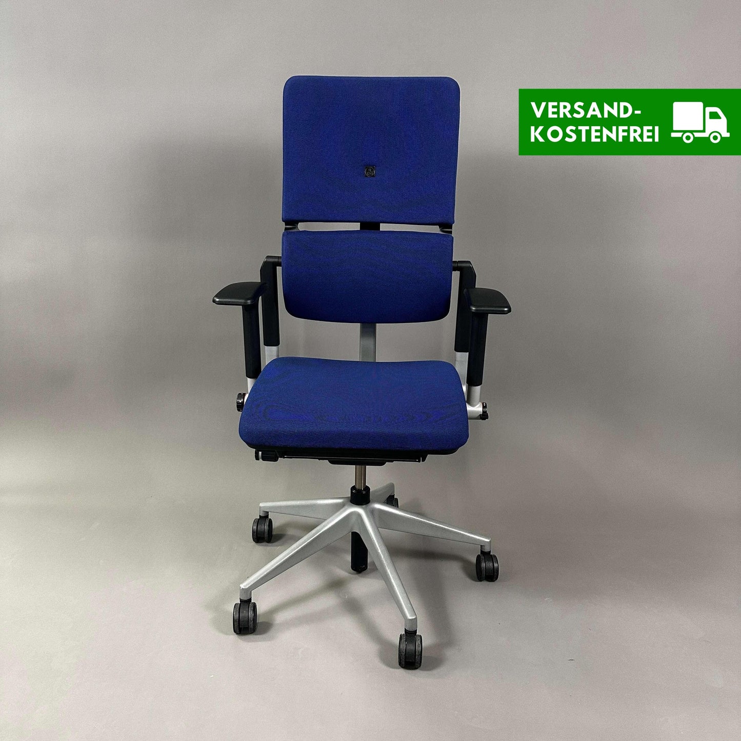 Ergonomic Steelcase Please office chair with blue fabric and silver metal frame, adjustable height and lumbar support