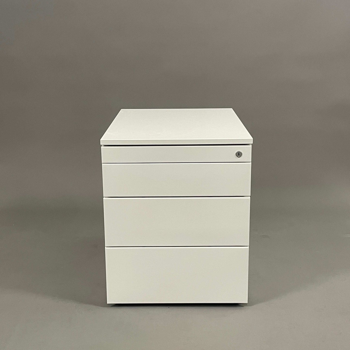 Steelcase Rollcontainer weiß mit 4 abschließbaren Schubladen, 50x42x60cm, modernes Design