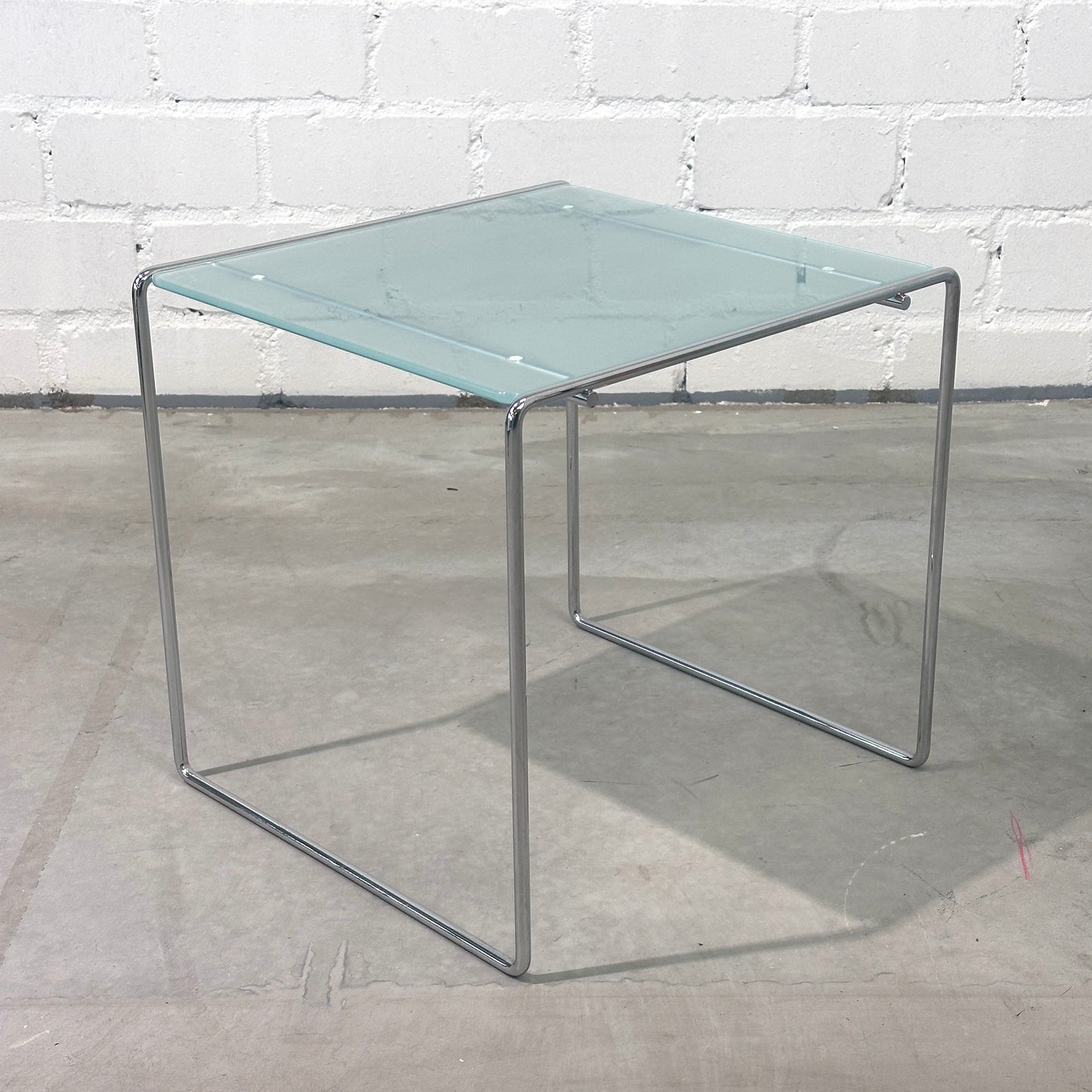 Cassina Marcel T Beistelltisch Glas