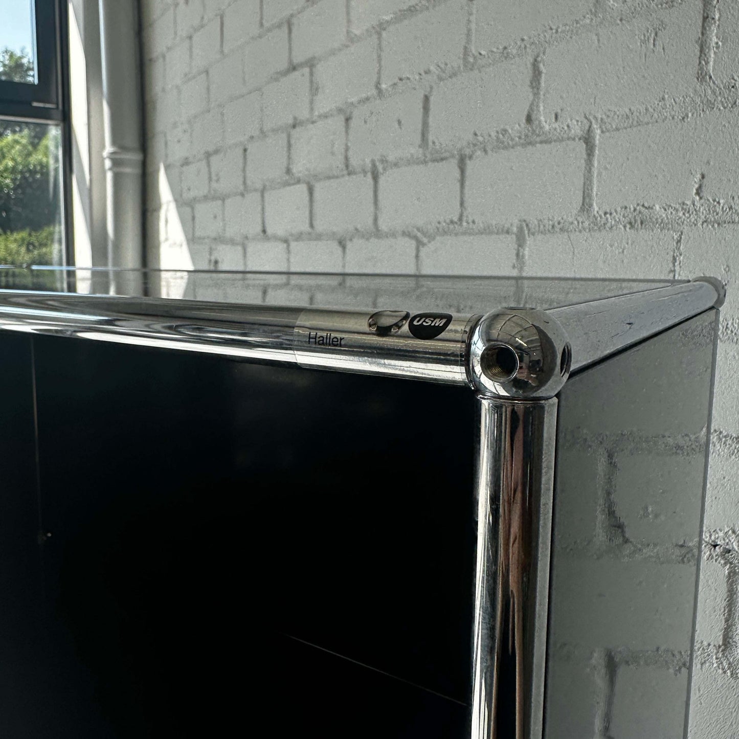 USM Haller Highboard Anthrazitgrau 2x6 mit Metallrahmen und 2 Schubladen