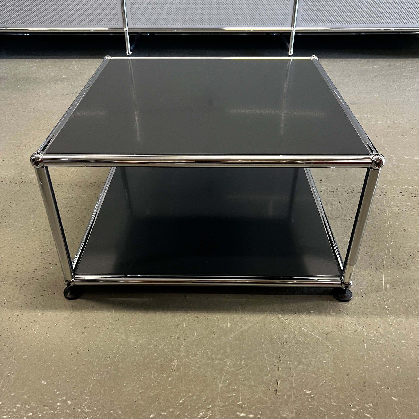 USM Haller Beistelltisch anthracite side table with chrome frame and two black shelves 53x53x30cm