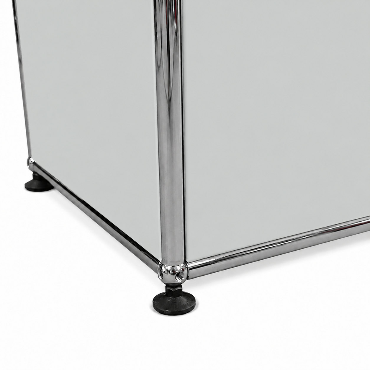 USM Haller Highboard 1x3 lichtgrau 2 Auszüge + Klappe