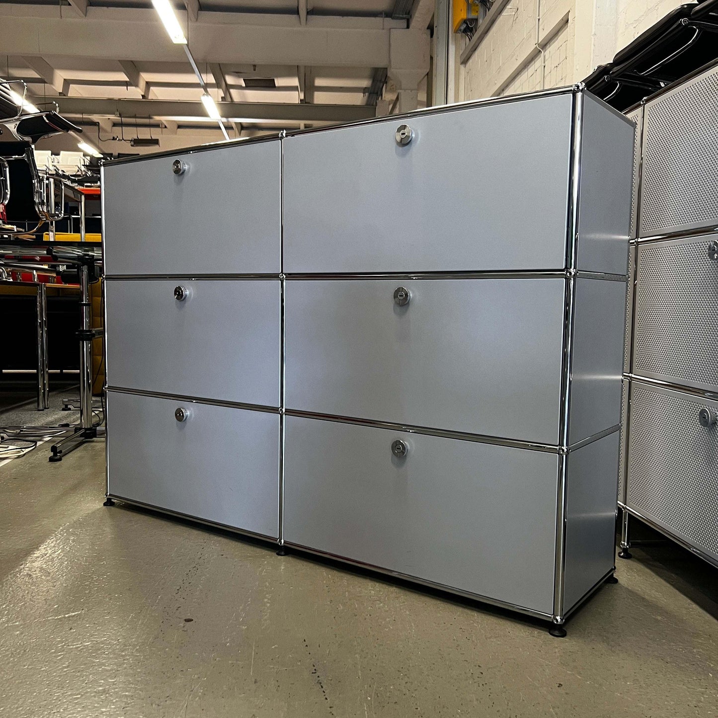 USM Haller Highboard in matte silver with six drawers and hanging file inserts, dimensions 153x109x37cm