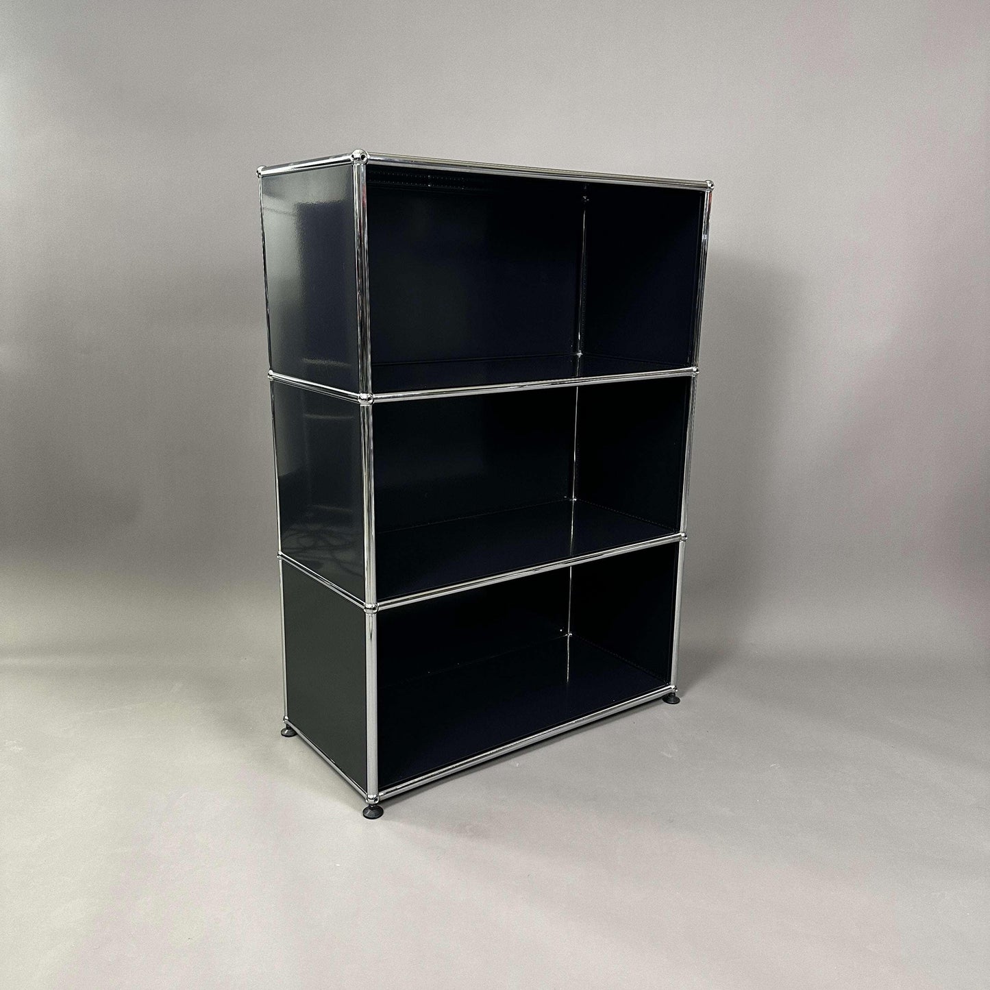 USM Haller Highboard in graphite black with 1x3 open shelves and chrome frame
