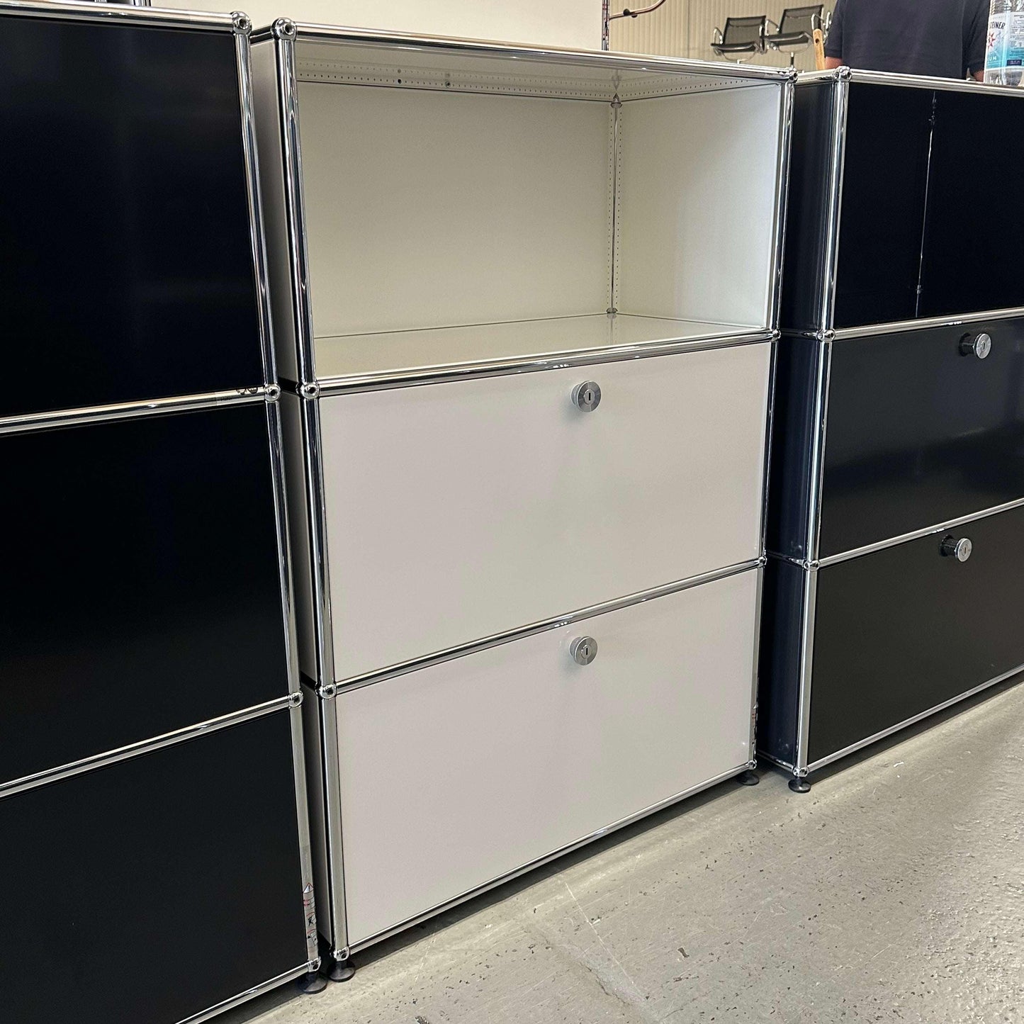 USM Haller Highboard white with two flap doors and 35cm depth
