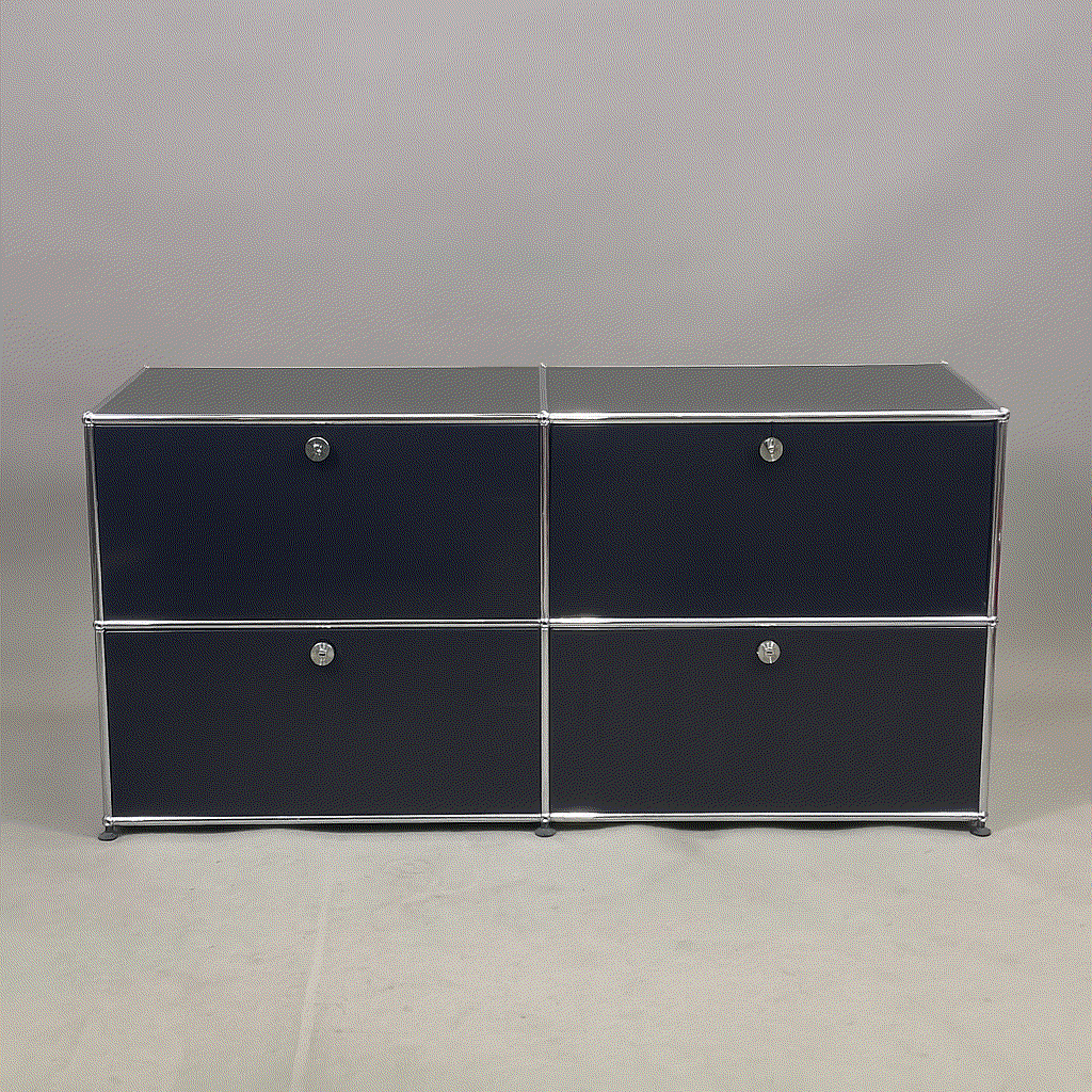USM Haller Sideboard 2x2 in Graphitschwarz mit 4 abschließbaren Klappen, 153x75x53 cm