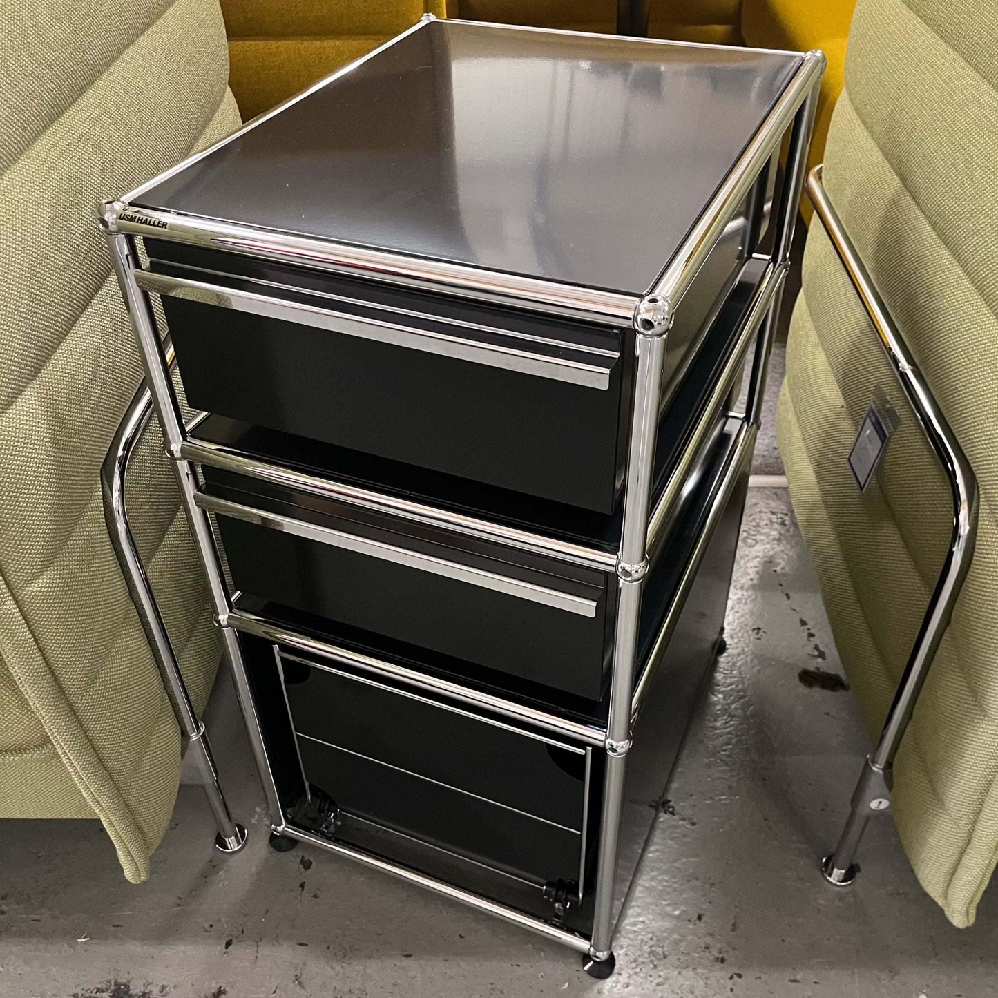 USM Haller black stand container with 2 drawers and hanging file compartment in graphite black finish