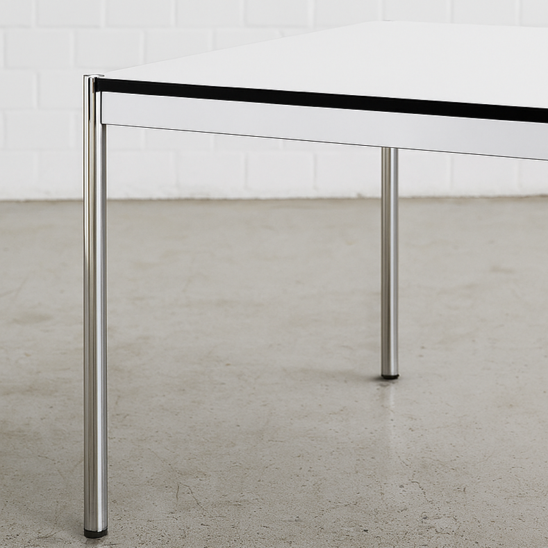 USM_Haller_Tisch_75x75cm perlgrau seitlich