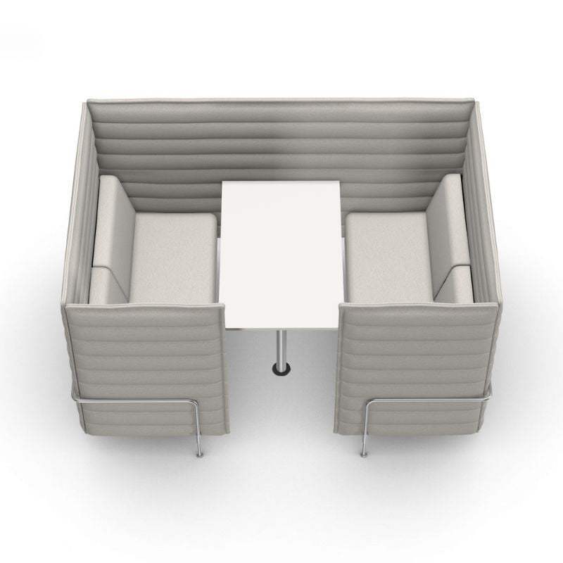 Vitra Alcove Cabin 2-Sitzer Highback in hellgrauem Stoff mit Arbeitsplatte und schallabsorbierenden Polsterpaneelen, ideal für Großraumbüros.