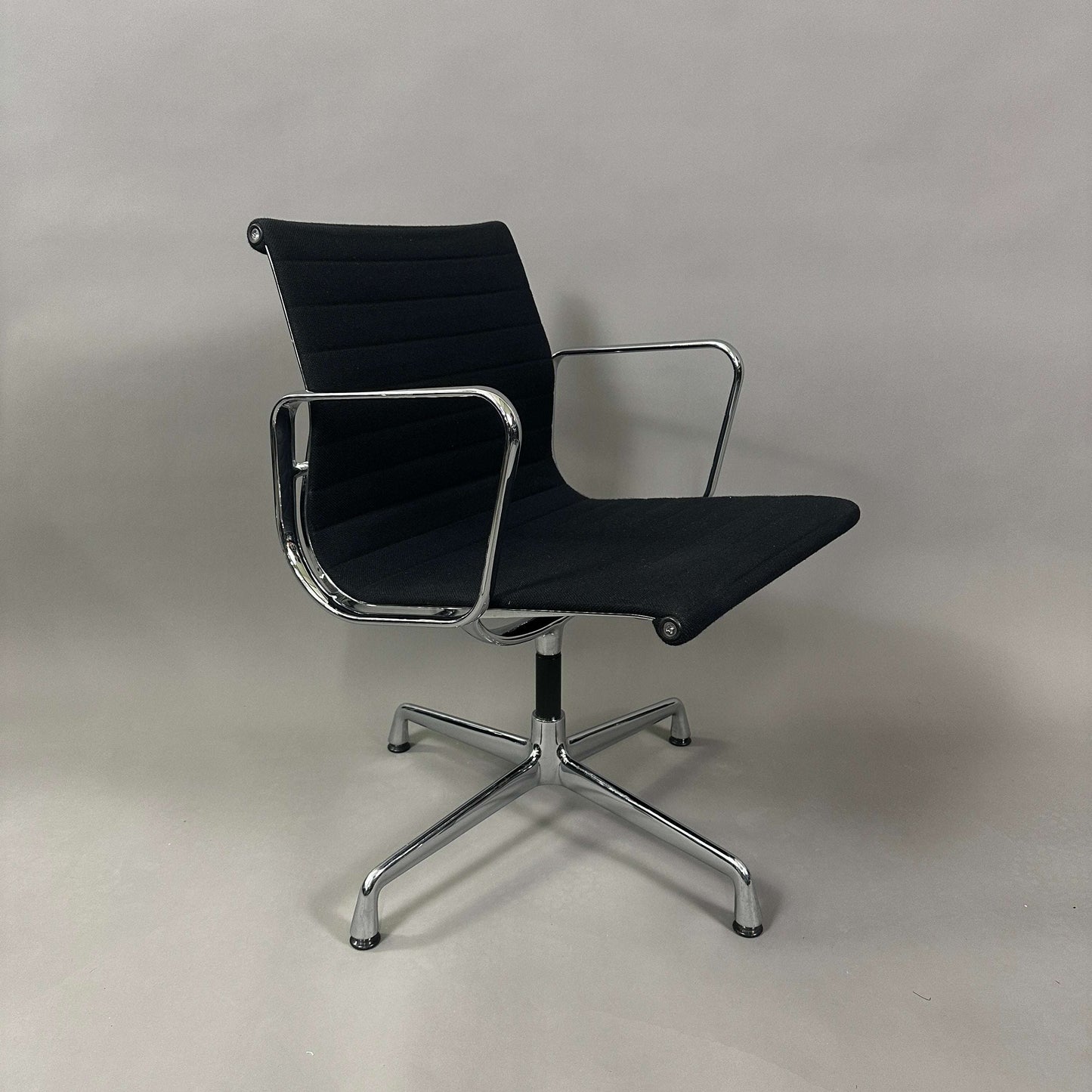 Vitra EA 108 black Hopsak fabric office chair with chrome swivel base