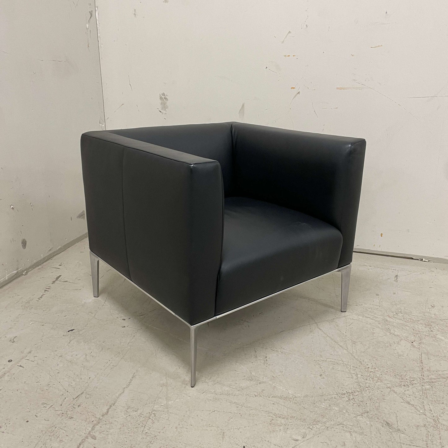 Walter Knoll Jaan Sessel aus schwarzem Leder mit silbernem Gestell, modernes Design