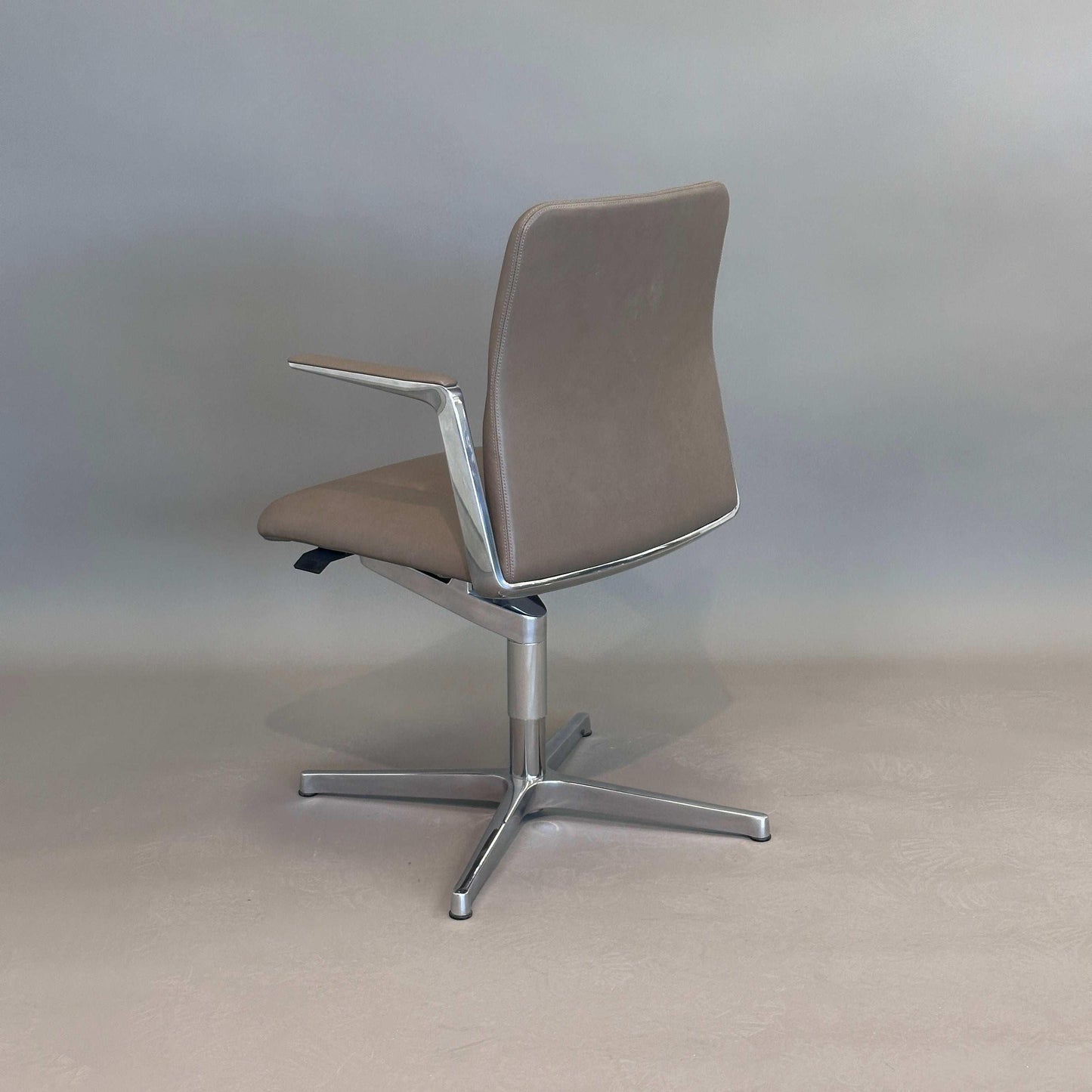 Walter Knoll Lead Chair drehbarer Bürostuhl aus braunem Leder mit verstellbarer Rückenlehne und Metallgestell