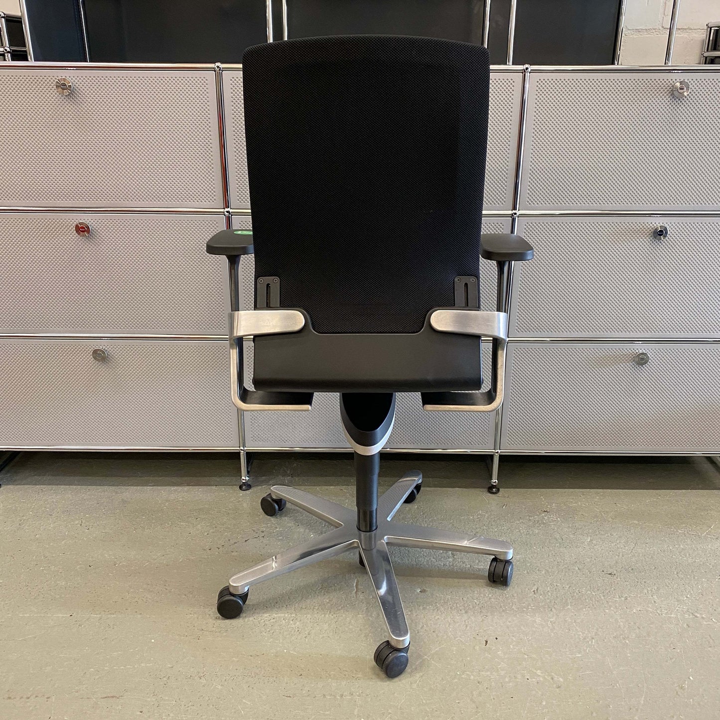 Wilkhahn ON ergonomic office chair with high backrest, adjustable height and depth, lockable and height-adjustable backrest, black fabric and metal base with casters