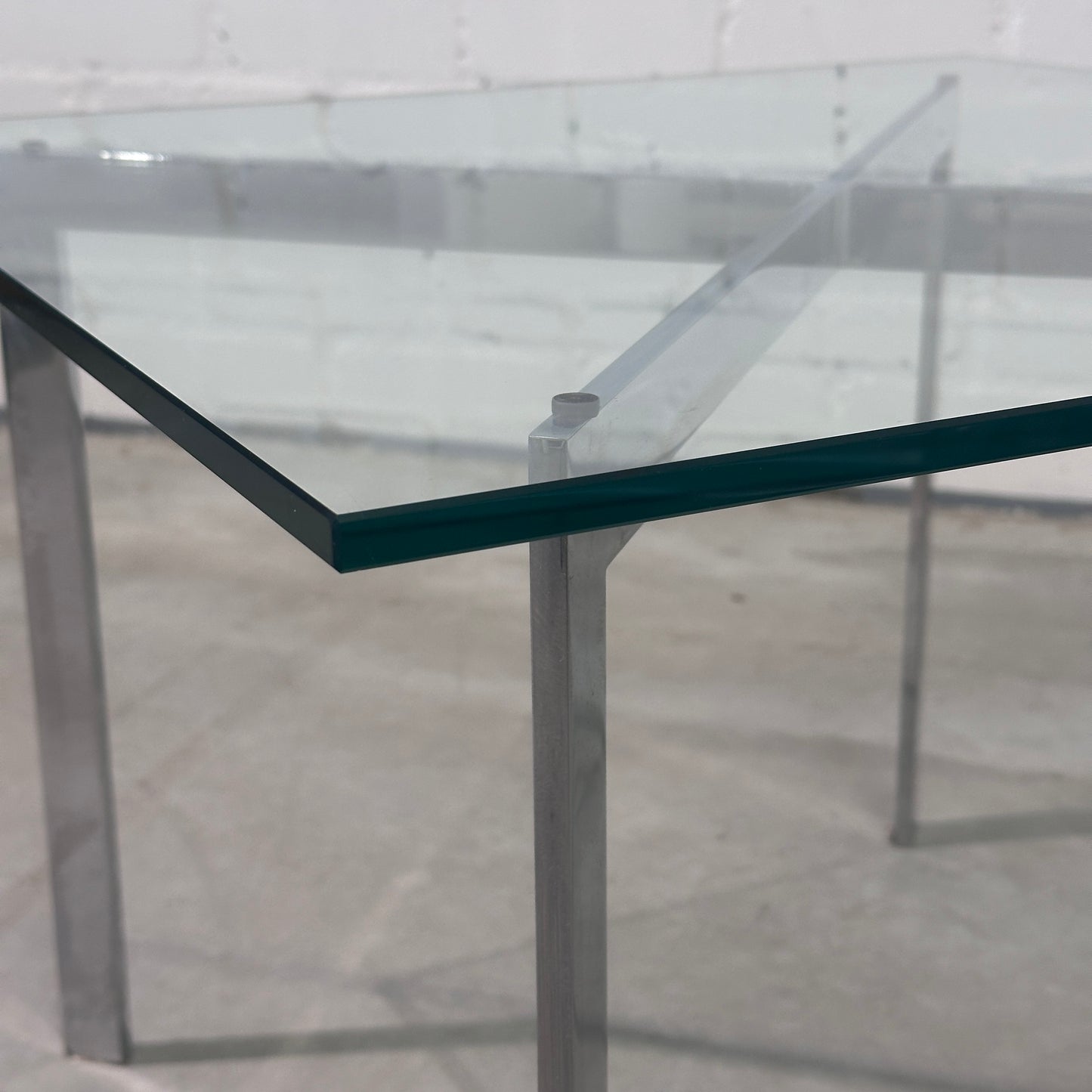 Knoll International Barcelona Couchtisch klein